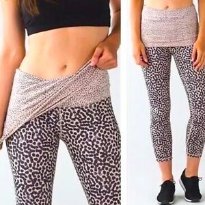Lululemon Wunder Under So We Dance Leggings Skirt Cover Size 4